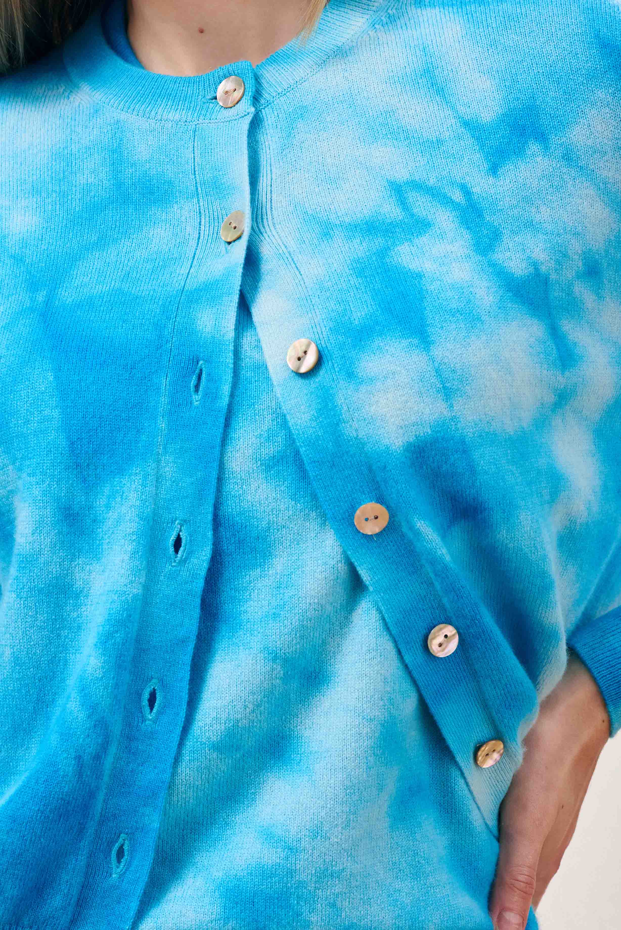 Cashmere Batik Cardigan in Turquoise - Image 4