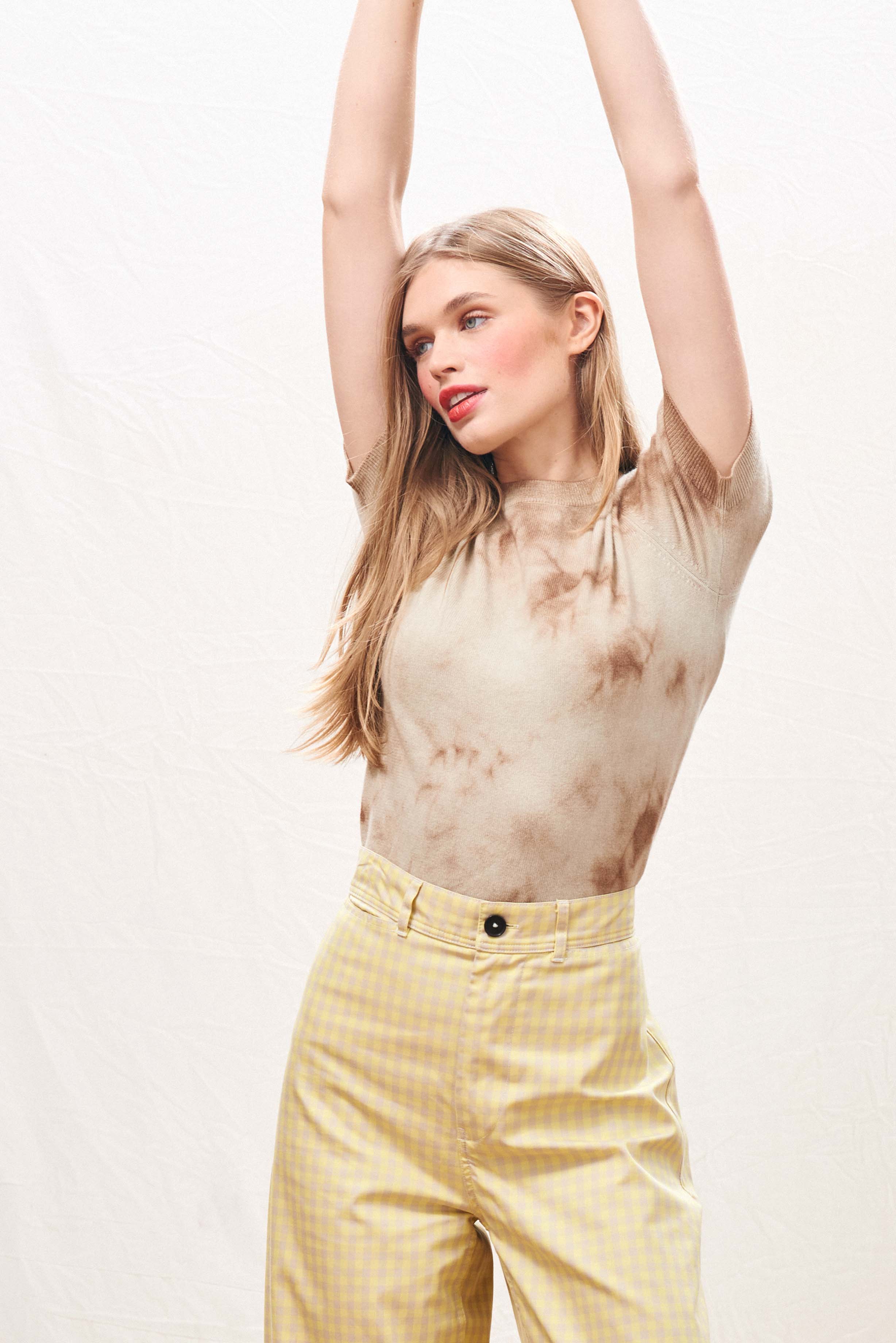 Cashmere Batik Short Sleeve Crew in Camel - Image 4
