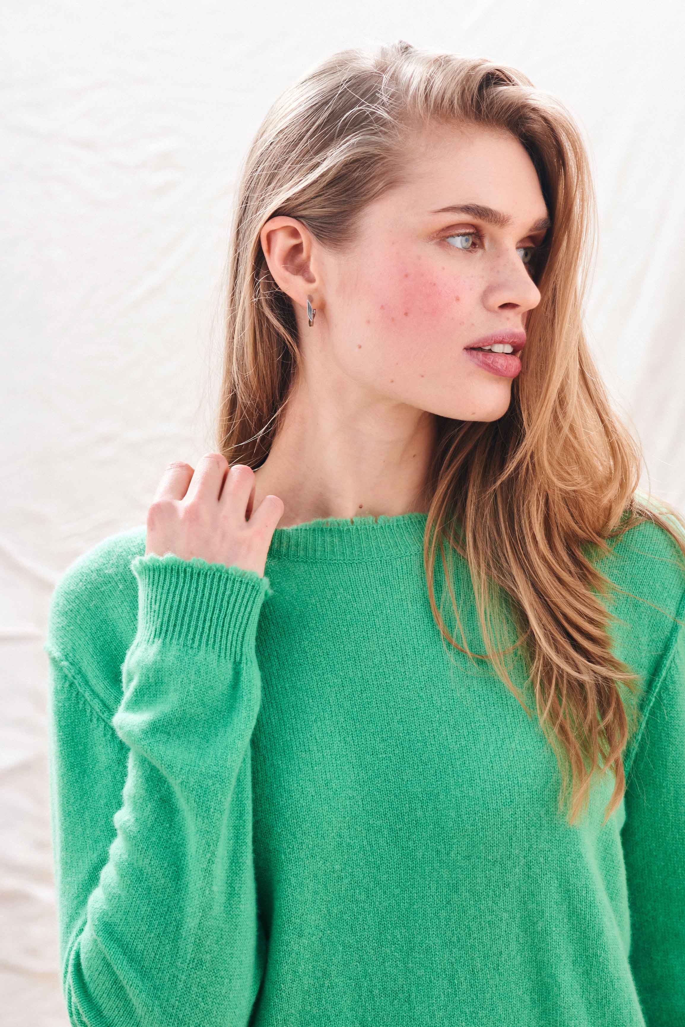 Cashmere Distressed Crew in Green - Image 3
