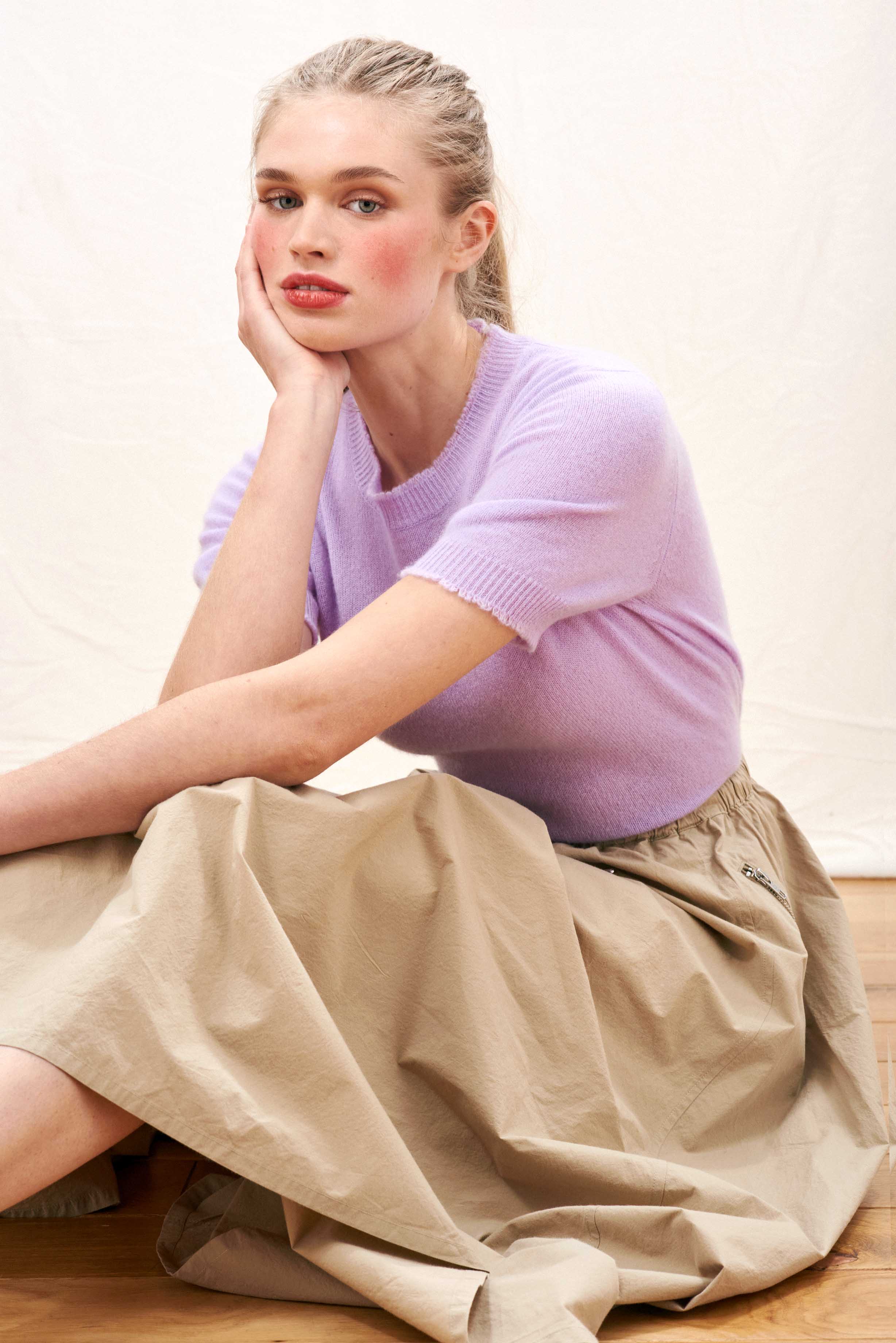 Cashmere Distressed T Shirt in Lilac - Image 2