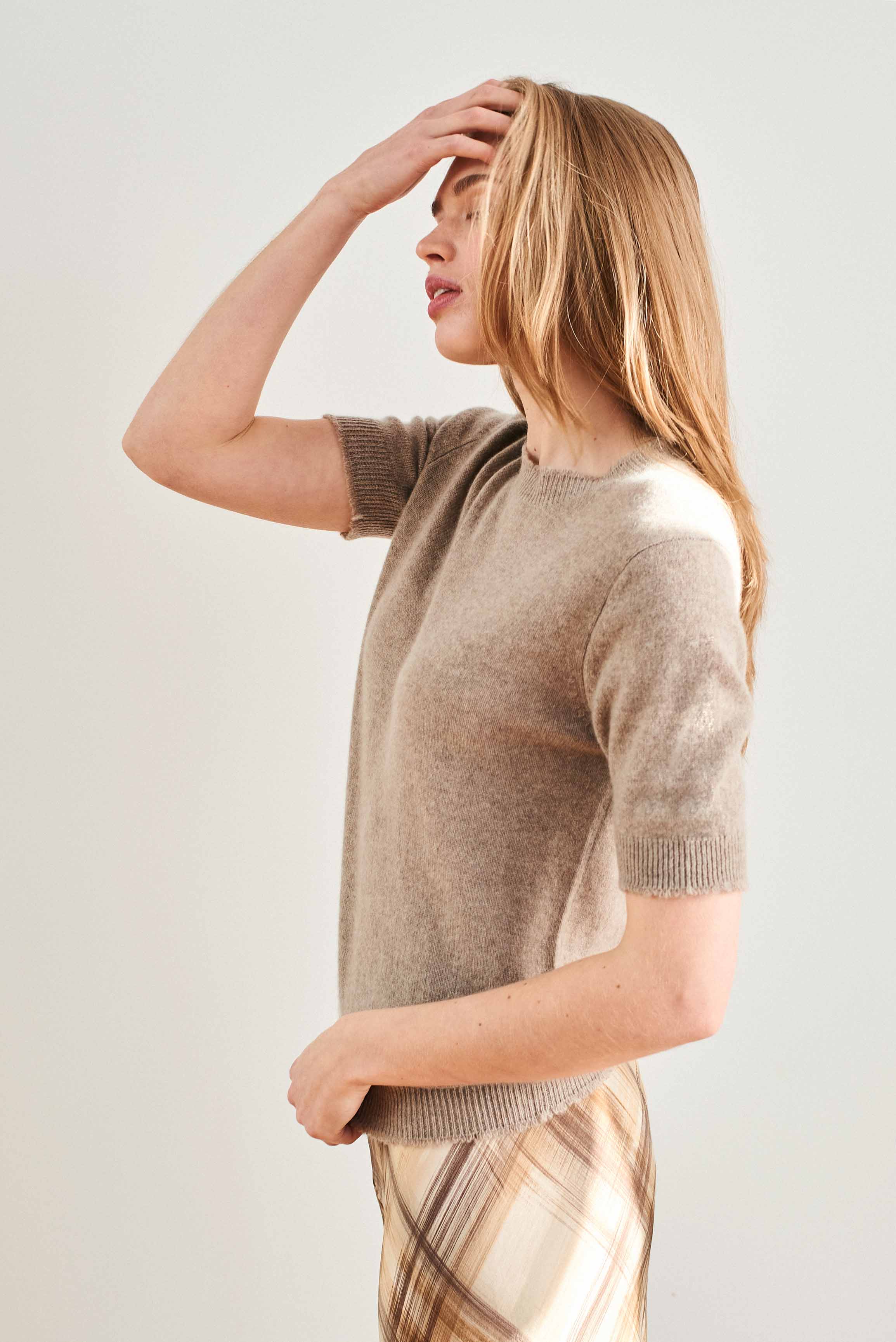 Cashmere Distressed T Shirt in Organic Light Brown - Image 4