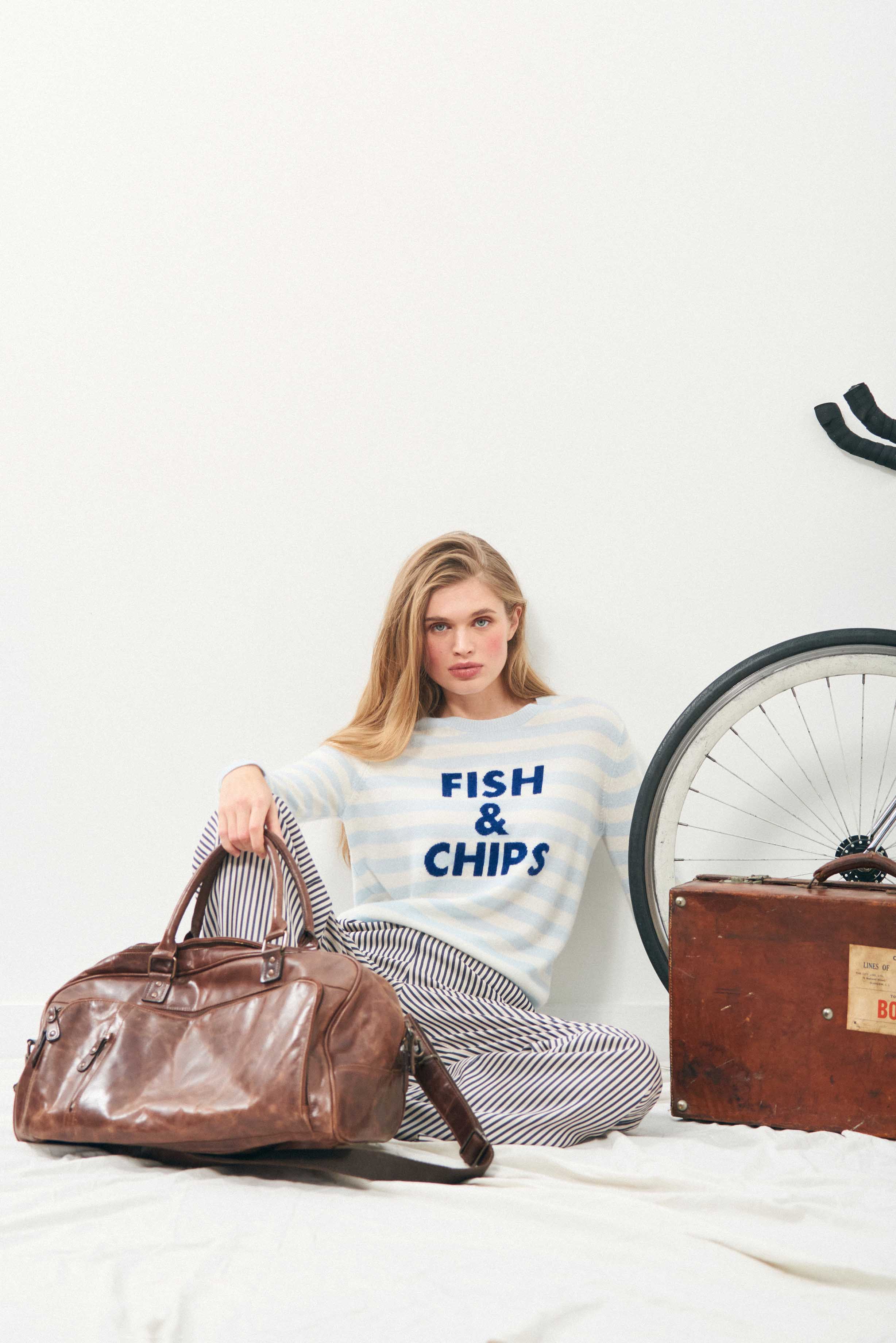 Cashmere Fish and Chips Crew in Pale Blue and Cream - Image 3