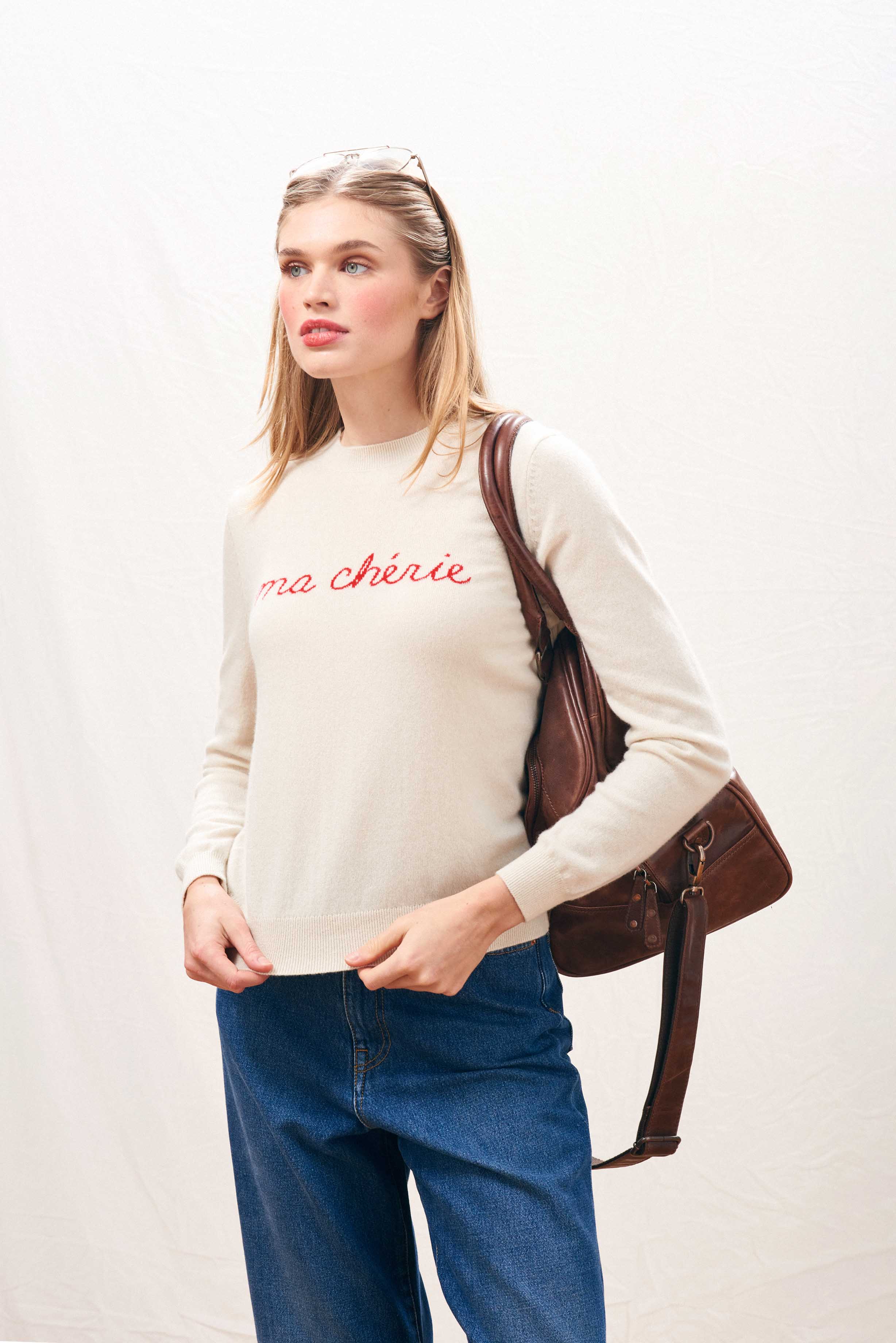 Cashmere Ma Cherie Crew in Oatmeal - Image 2
