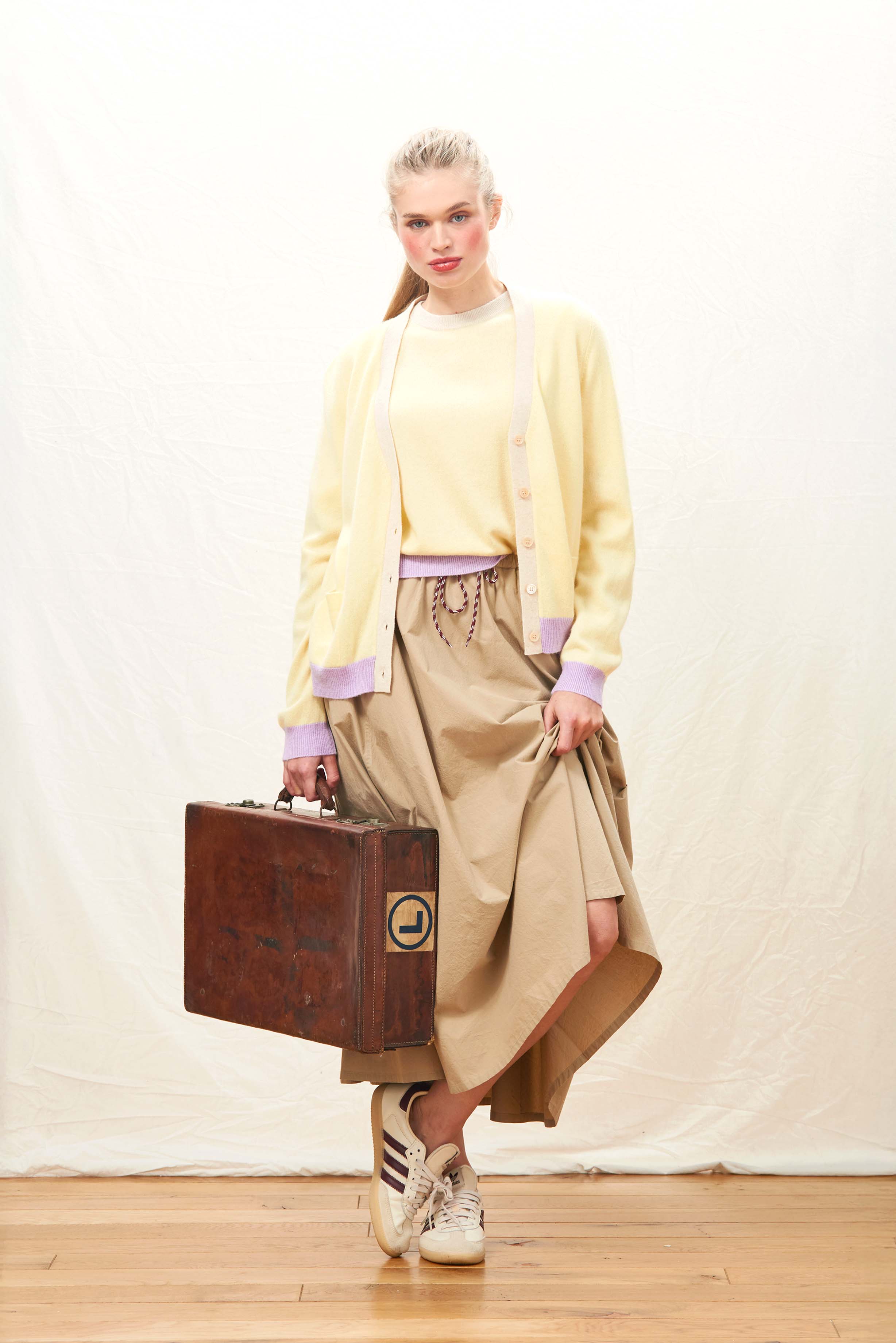 Cashmere Many Contrast Cardigan in Pale Yellow - Image 2