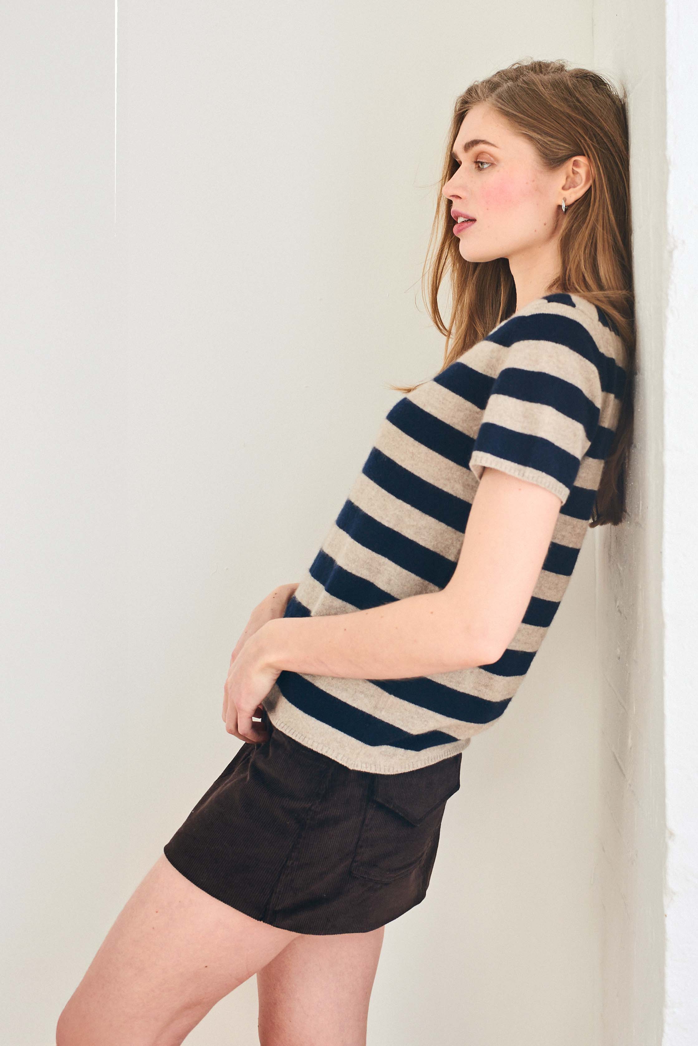 Cashmere Stripe T-Shirt in Navy and Cream - Image 4