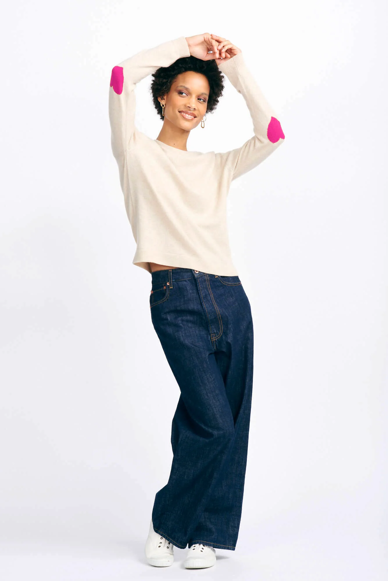 Heart Patch Cashmere Crew in Oatmeal and Hot Pink - Image 3
