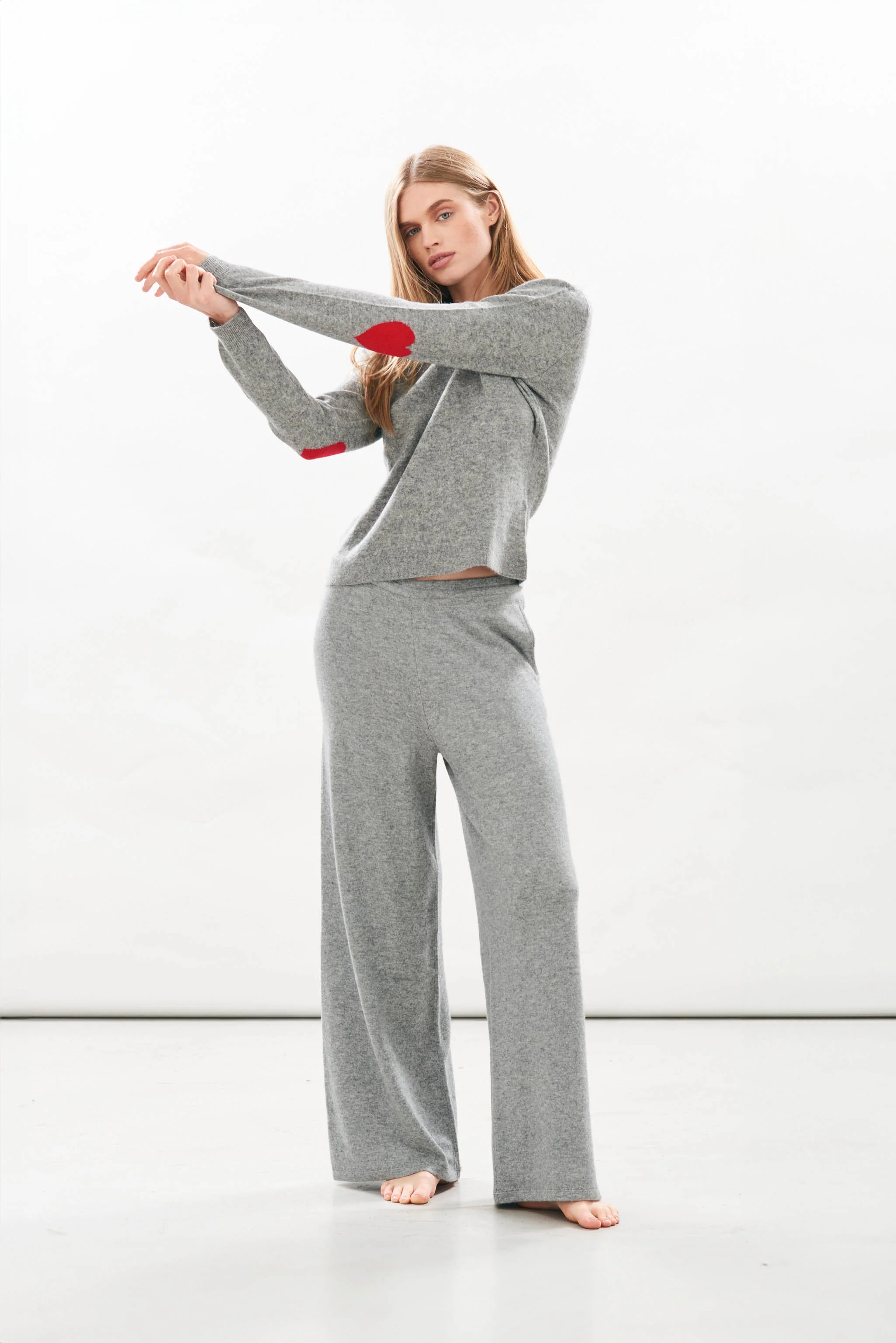 Heart Patch Cashmere Crew in Mid Grey and Red - Image 3