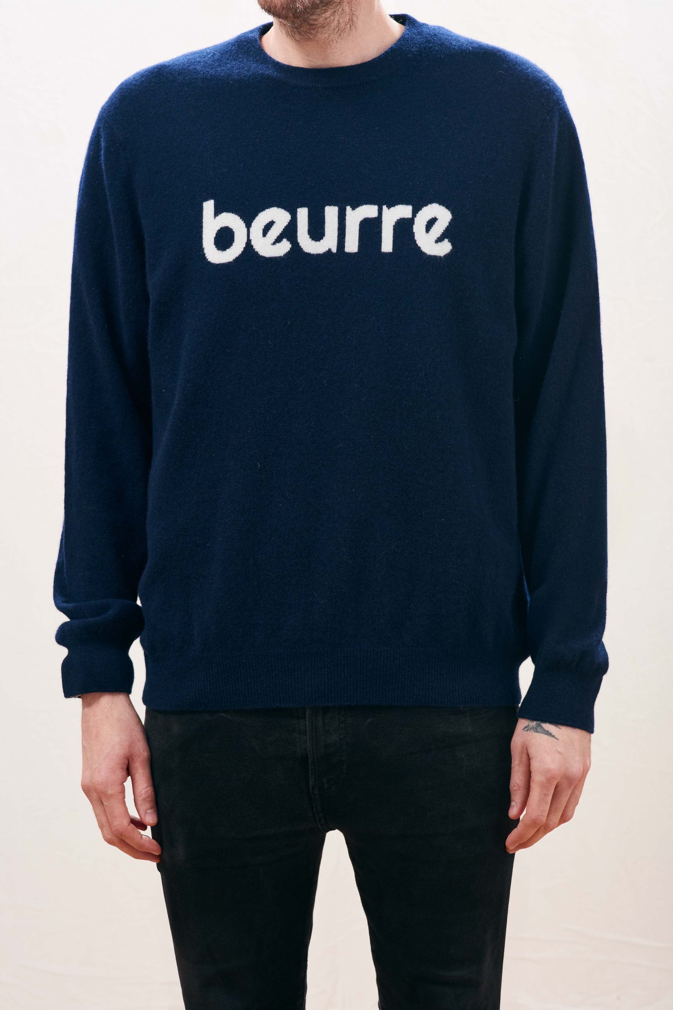 Merino Mens Beurre Crew in Navy and Cream - Image 2